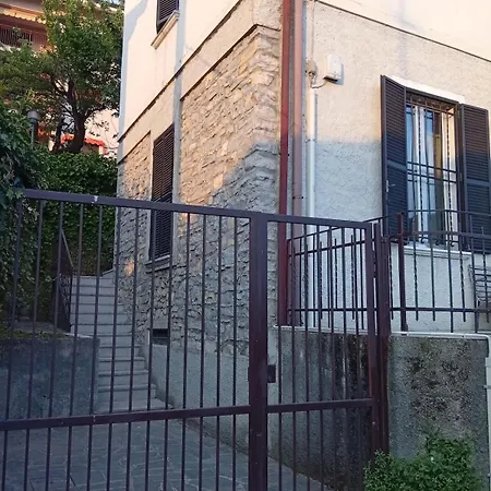 Covenate House Apartament Como