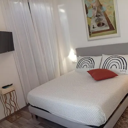 Apartament Covenate House