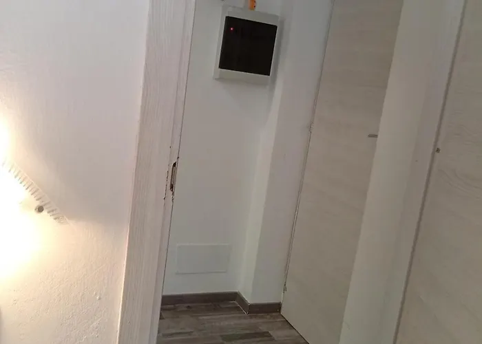 Covenate House דירה *