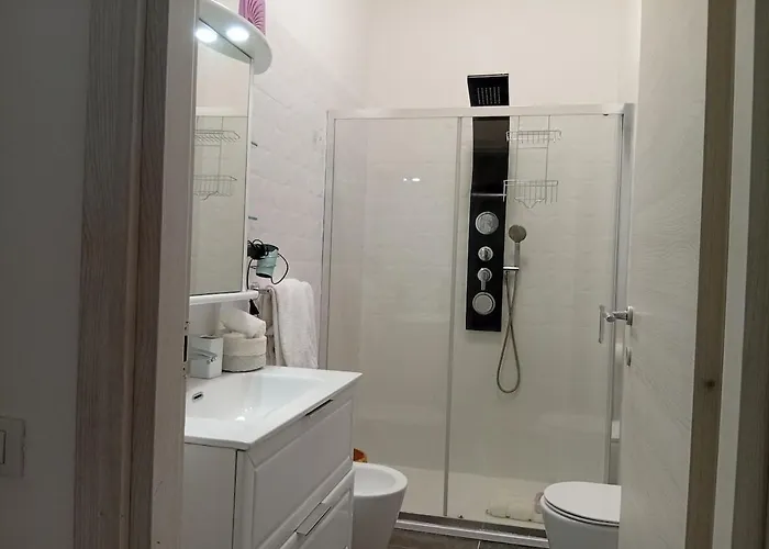 Апартаменты Covenate House Комо