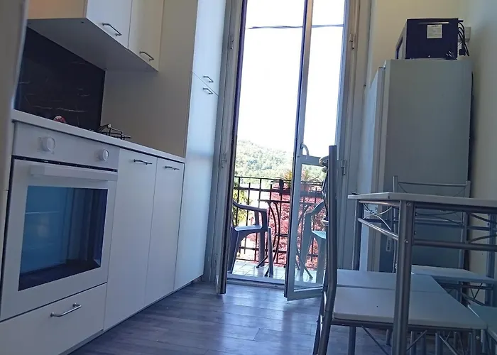 Covenate House * Como